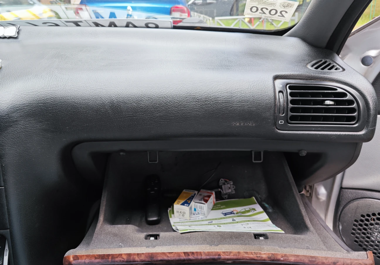 2000 Peugeot 406 I Рестайлинг 17