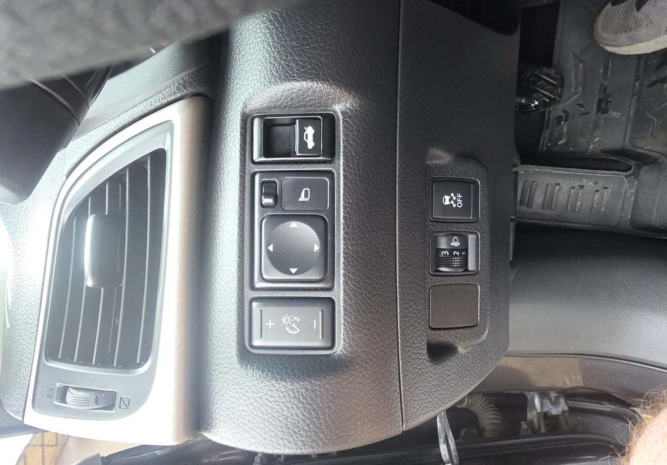 2015 Nissan Sentra VII (B17) 9
