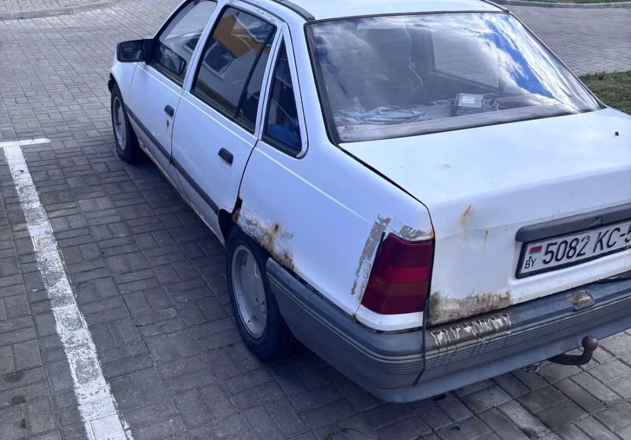 1987 Opel Kadett E 5