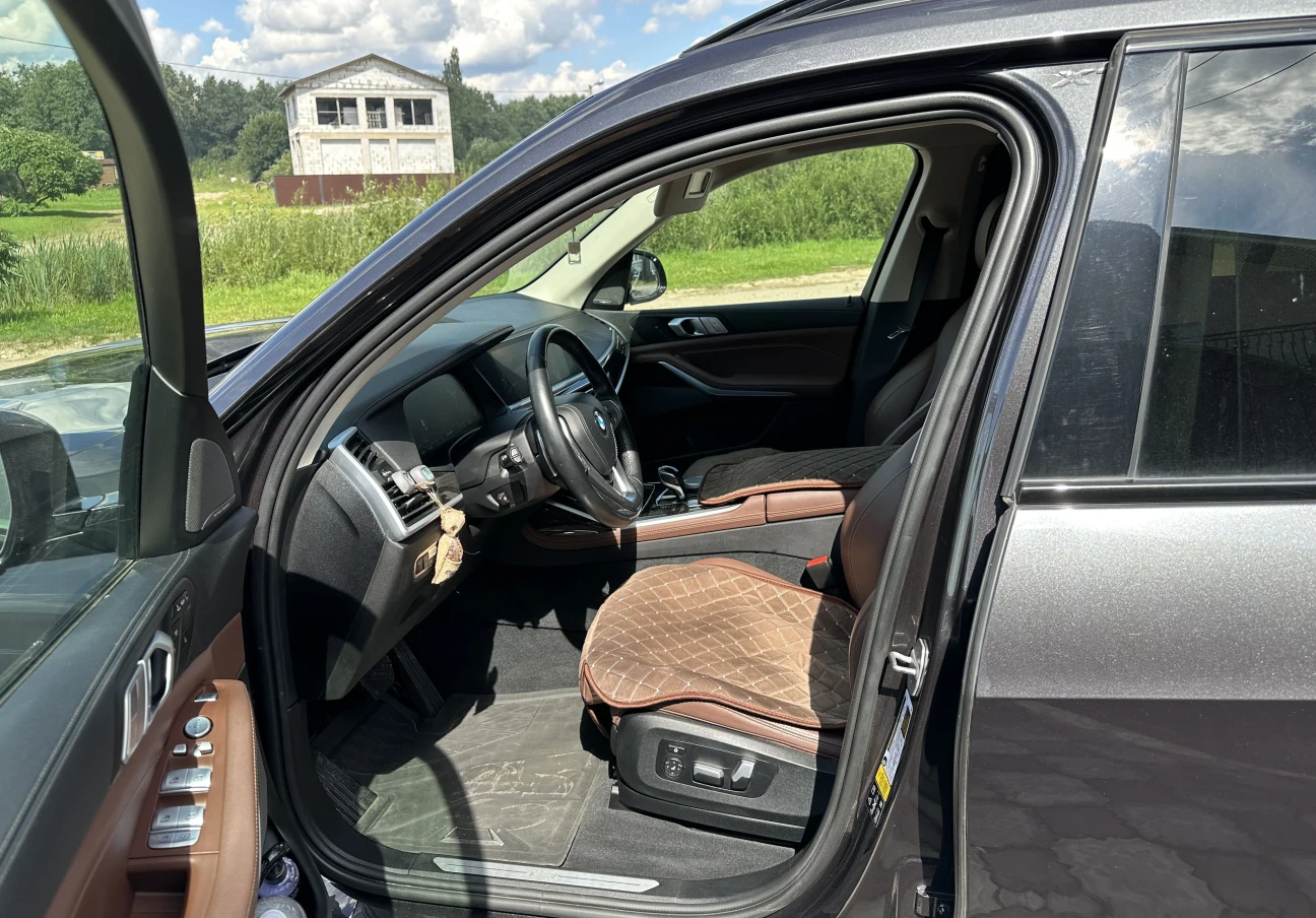 2020 BMW X7 I (G07) 10