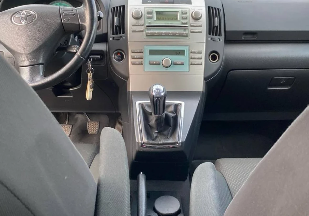 2006 Toyota Corolla Verso I Рестайлинг 6