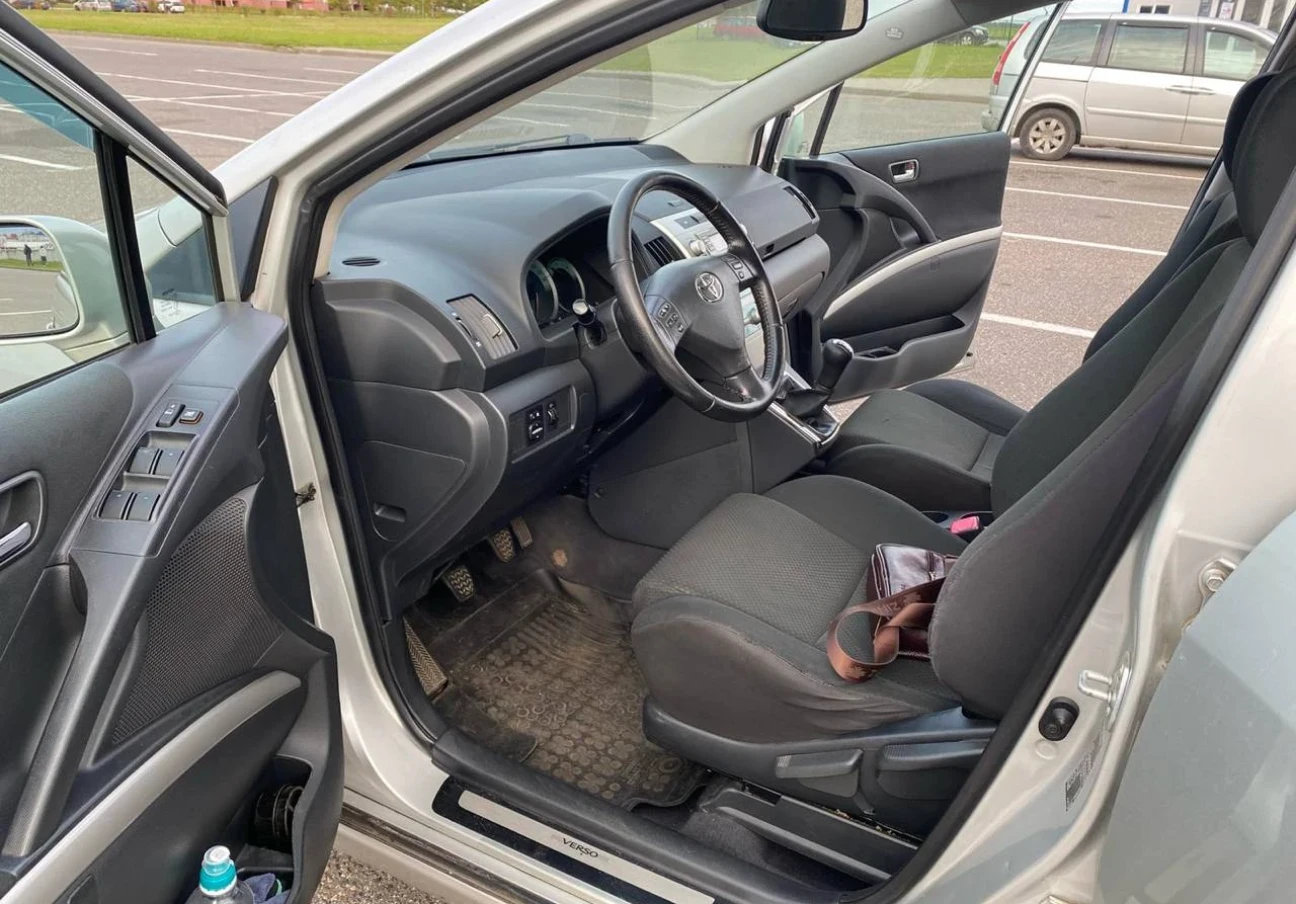 2006 Toyota Corolla Verso I Рестайлинг 5