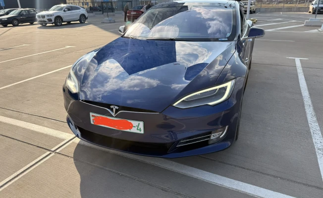 2017 Tesla Model S I Рестайлинг